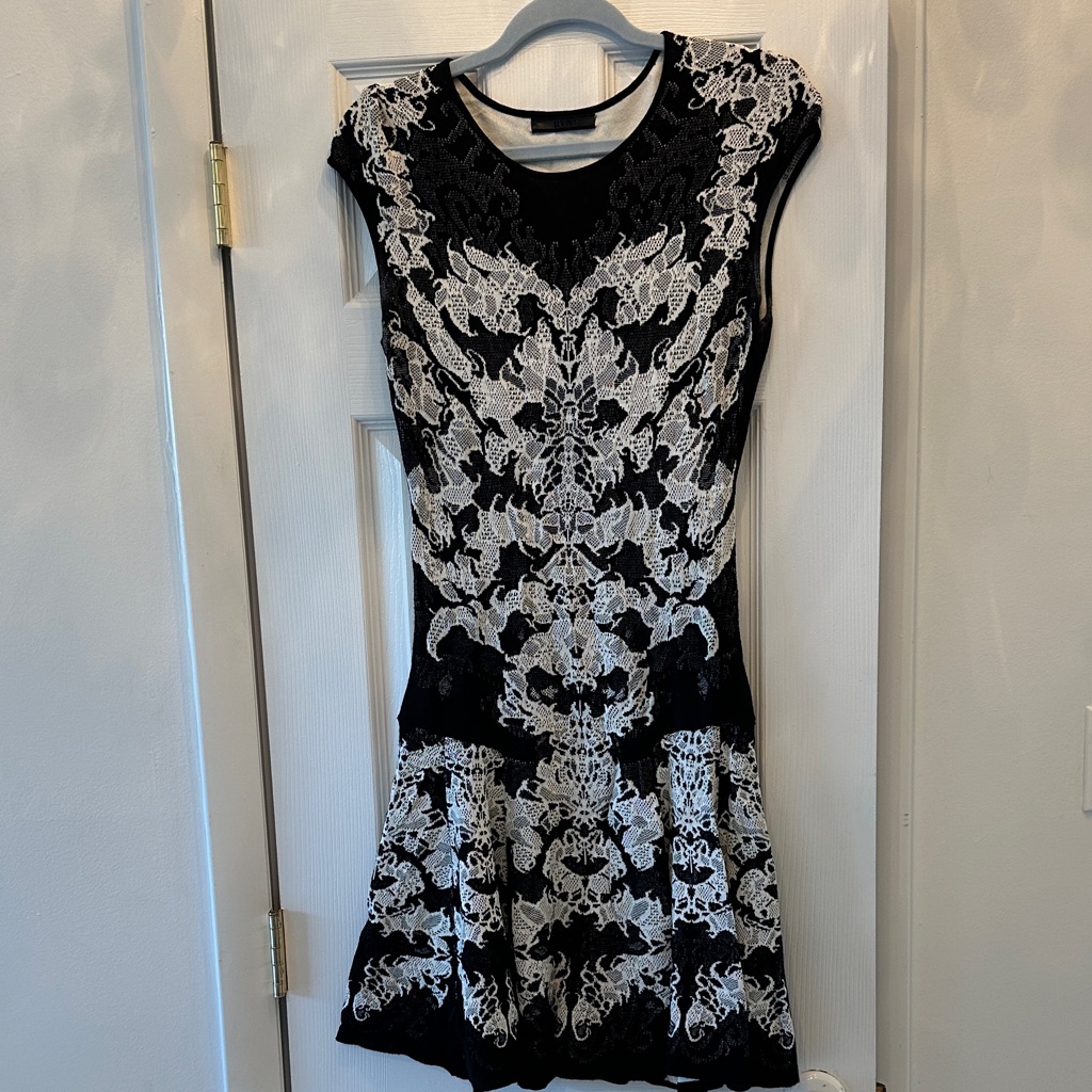Rvn Black And White Patterned Mini Dress